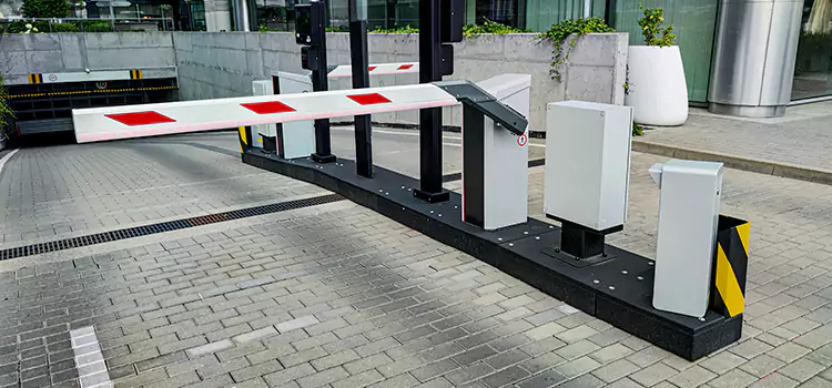 Custom Gate Design & Integration Stow